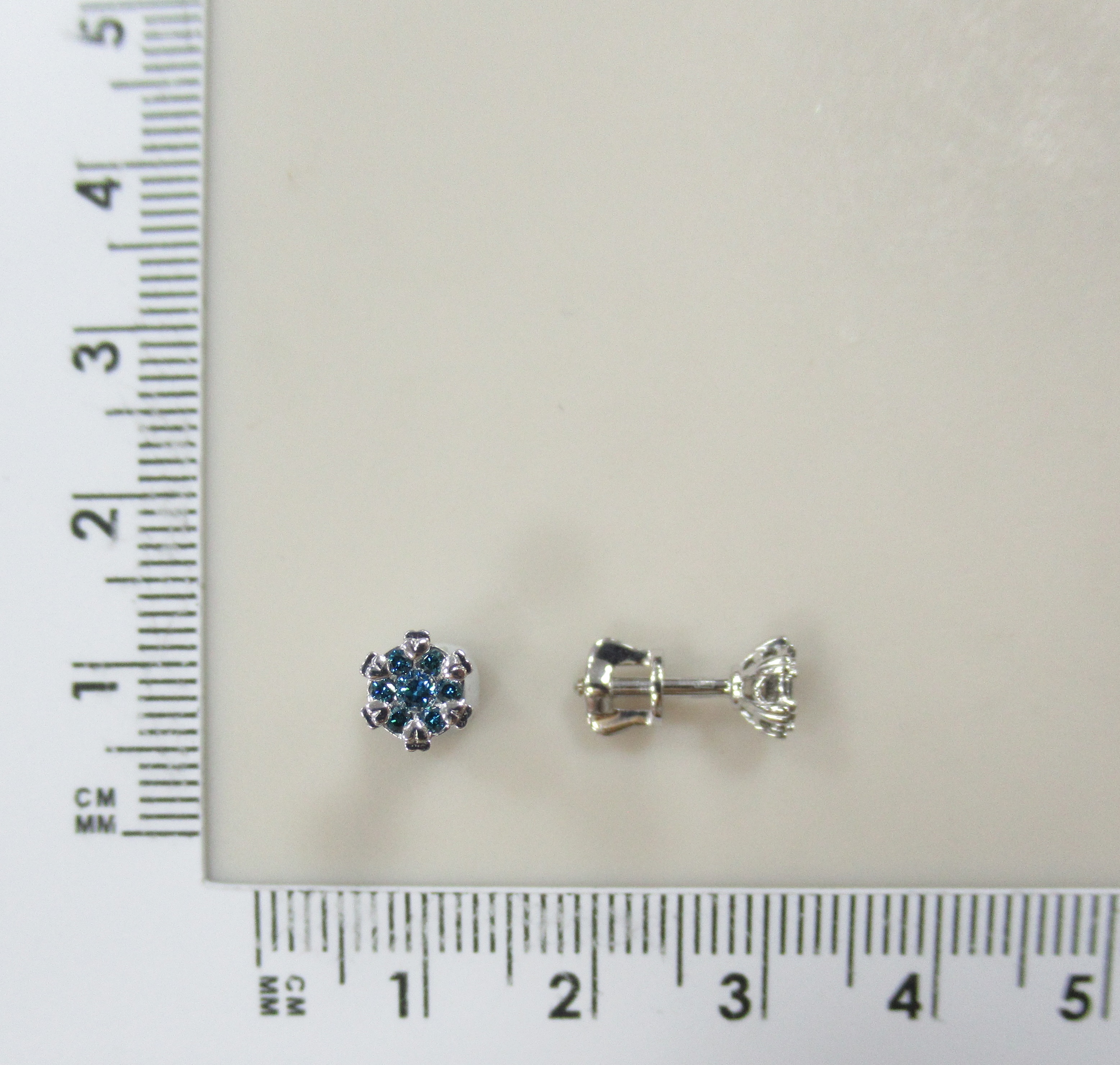 10511-001214 Серьги (Au 585)